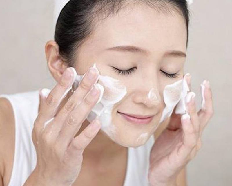 Lựa chọn sản phẩm bảo vệ da an toàn khi thời tiết thay đổi